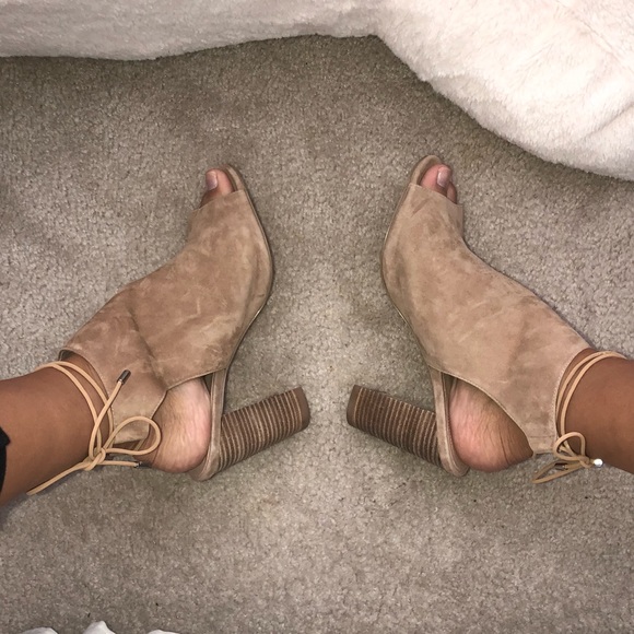 peep toe heels🌟🌟🌟 - Picture 5 of 6